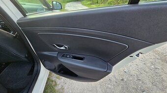 Renault Fluence - 8