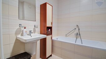 Na prenájom 2 izbový byt, 50 m2, balkón, parkovacie státie, - 8
