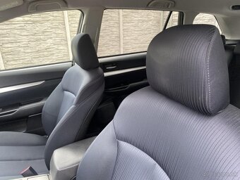 Subaru Legacy 2.5i 165PS 4x4 AWD COMBI CENA - 8