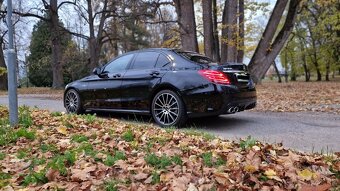 Mercedes Benz c43 amg - 8