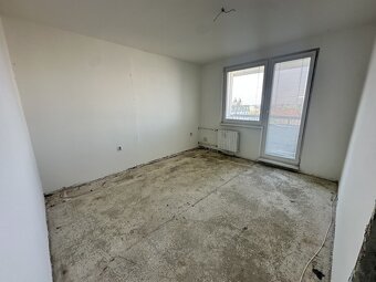 Veľký 2 izbový byt pripravený na rekonštrukciu 64m2, 7/7 - 8