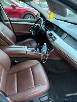 BMW 530d GT - 8