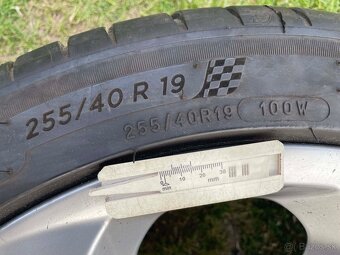 AUDi orig. Q3 5x112 8j x19 ET 36 255 40 R19 - 8