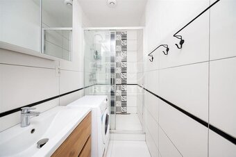 Na predaj kompletne zrekonštruovaný 3-izbový byt – Ľadoveň - 8