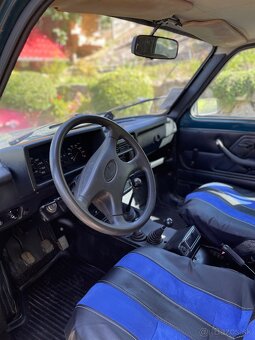 Lada Niva - 8