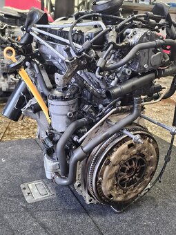 Holomotor 1.9 tdi 77kw Volkswagen koncern - 8