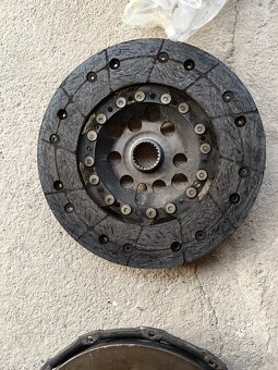 Predám spojkou sadu LUK - 8