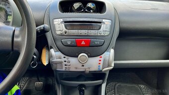 Toyota AYGO 1.0 Benzín - 8