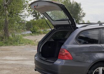 BMW Rad 3 Touring 320d (e91) NOVÁ STK/EK - 8