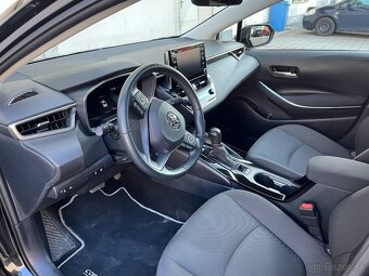 Toyota Corolla sedan 1.8 Hybrid e-CVT Comfort Tech Style - 8