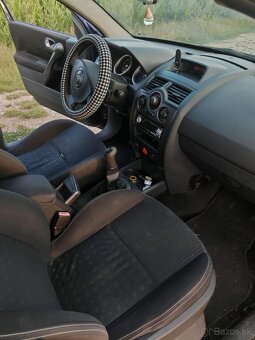 Renault Megane - 8