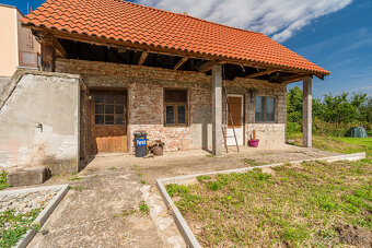 Na predaj zrekonštruovaný rodinný dom v Pate - 8