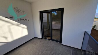 Novostavba apartmánu s výhľadom na more len 100m od mora v C - 8