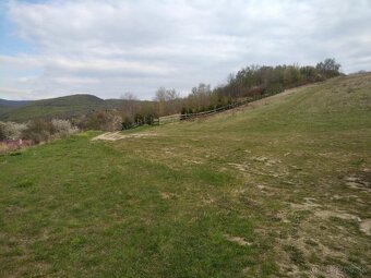 Skároš, predaj pozemku na RD - 8