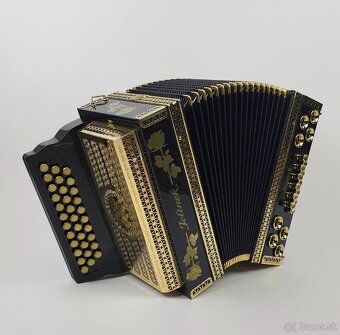 Heligonka Jelinek , Heligónky na mieru pre každého - 8