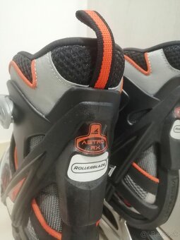 ROLLERBRADE 42,5 - 8