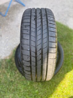 Bridgestone Tunanza 225/45 r18 - 8