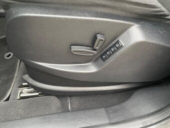 Ford S-Max - 8