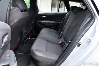 Toyota Corolla Combi TS 1.8 HYBRID E-CVT SR 2022 DPH - 8