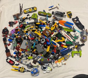 Predám mix lego 14kg za menej ako 15€ - 8