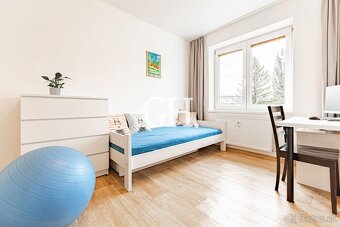 17.Novembra-svetlý 4-izbový byt po kompletnej rekonštrukcii - 8