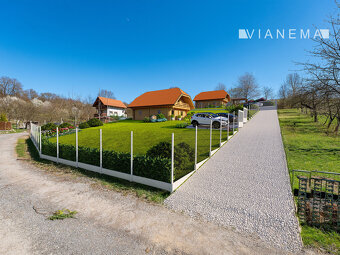 IBA U NÁS Ponúkame 2 slnečné pozemky, Mikušovce - 8