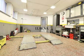 Priestranný a veľkorysý 6-izbový rodinný dom_Záriečie - 8