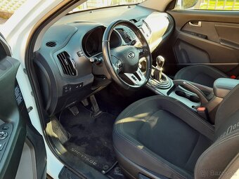 Kia Sportage 1.7 Crdi - 8