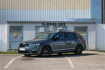 Škoda Octavia Combi 2.0 TDI DPF RS 4x4 DSG - 8