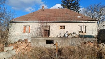 RD Čermany na peknom a veľkom pozemku v pokojnej časti obce - 8
