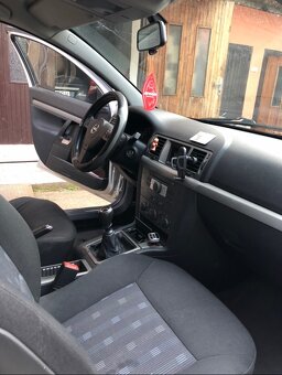 Opel Vectra C - 8