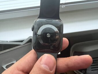 Apple Watch 5 44mm Space Gray Aluminum - 8