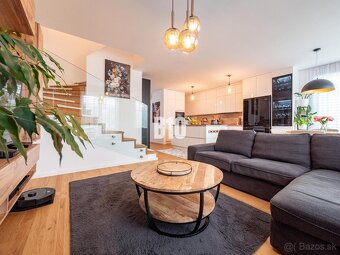 5 izb. rodinný dom s garážou - Nitra, Chrenová - 8