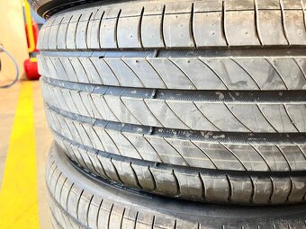 Predám nové pneu Michelin Primacy 4 235/45 R20 100V - 8