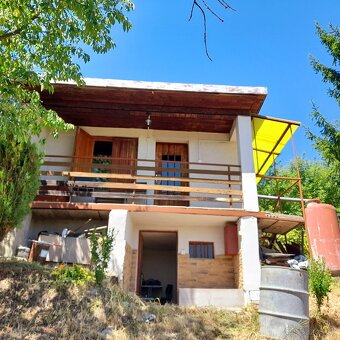 Záhrada s chatkou - 8
