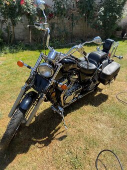 Suzuki Intruder VS800 - 8