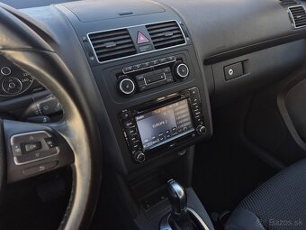 Volkswagen Touran 1,4TSI DSG 7 miest - 8