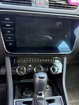 Škoda Superb 2.0 TDI Style 4x4 147 kW, 10/2021, 62 000 km - 8