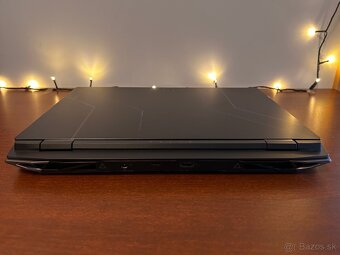 Acer Nitro - 8