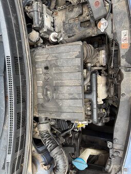 Rozpredam Hyundai i10 1.0 B3LA 2015 - 8
