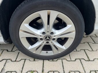 Predám MB C250 (W205) 4x4 150kW 240tis km MB servis TOP stav - 8