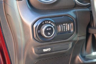 Jeep Gladiator 3.0 CRD Overland 4WD A/T - 8