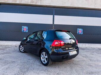 Volkswagen Golf 5 2.0TDI 103kw diesel DSG automat čierna met - 8