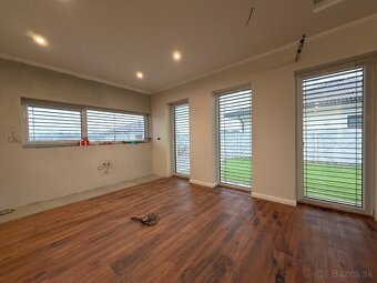 Nadštandardný rodinný dom s kompletným zariadením - 8