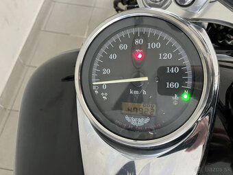 Honda VT 750 DC Black Widow - 8