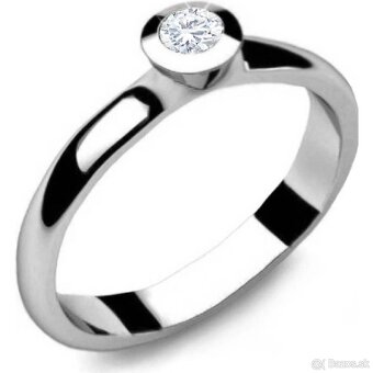 2,2g Zásnubný prsteň z bieleho zlata 14K s diamantom 0,15ct - 8