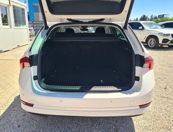 ŠKODA OCTAVIA COMBI 2.0 TDI STYLE DSG. - 8