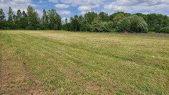 Komjatice – pozemok 5.478 m² na výstavbu (6 stavebných pozem - 8