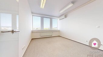 Veľký samostatný kancelársky priestor,  BA I. Staré Mesto - 8