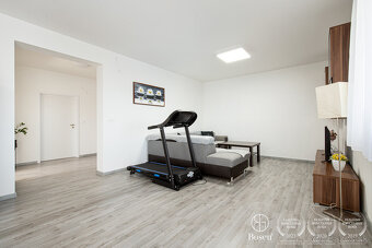 BOSEN | Novostavba – priestranný byt v rodinnom dome s teras - 8